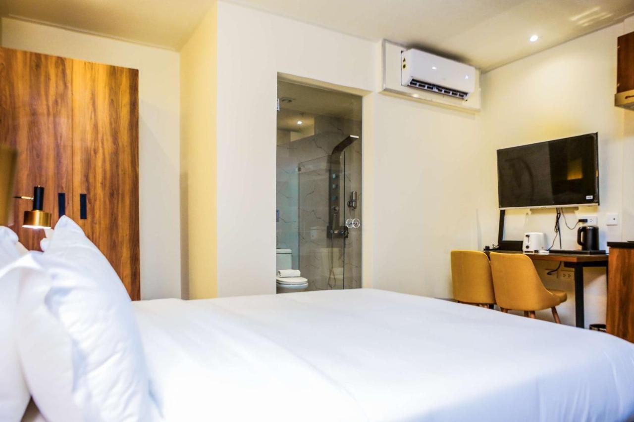 Surestay Studio By Best Western Clarkview Angeles City Экстерьер фото